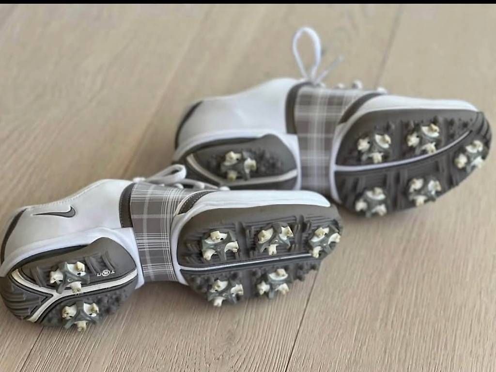 Scarpe per ragazze: Chaussures de Golf T.36 – Usato da Neyruz FR venduto da Patricia.G. 3