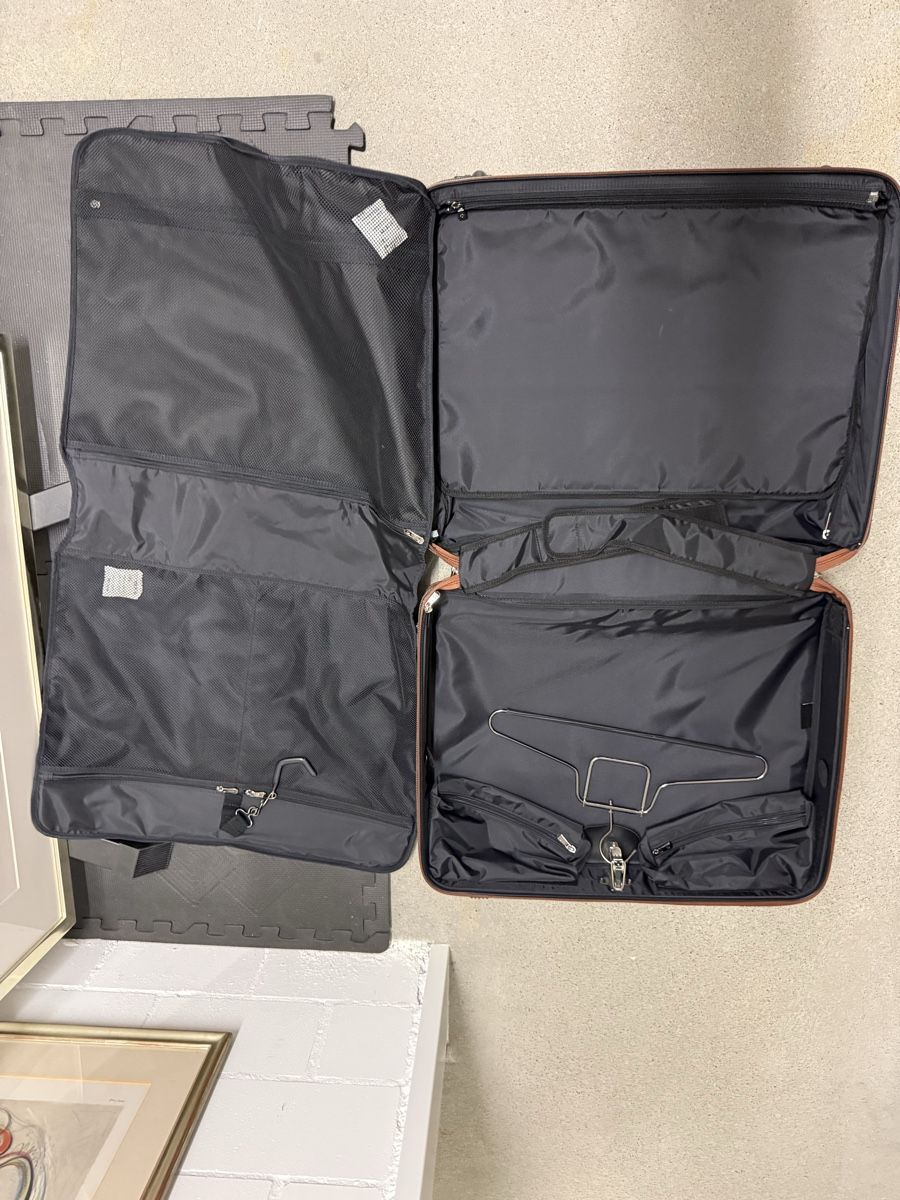 Longchamp Valigie: Longchamp Kleidersack mit Rollen olivgrün – Usato da Horw venduto da patrik_13 8