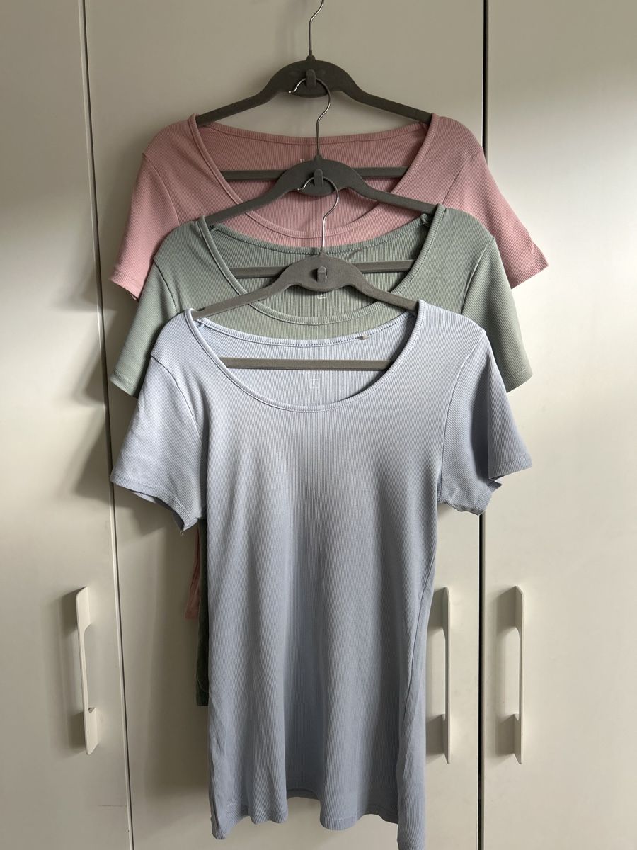 T-shirt: 3er Set Basic Shirts Grösse L, in gutem Zustand – Nuovo (secondo la descrizione) da Riehen venduto da S______ 3