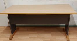 Bürotisch