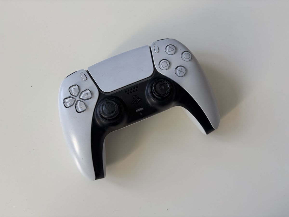 Sony Controller: Sony PS5 DualSense Controller weiss – Usato da Luzern venduto da cafetrinker