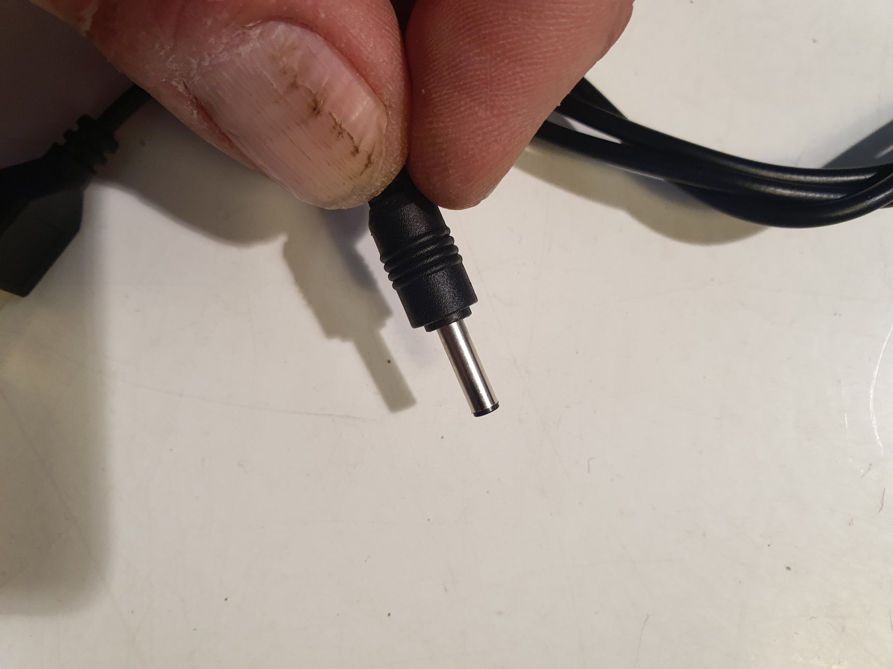 Cavi: USB-zu-DC-Stromversorgungskabel 120 cm – Usato da Zürich venduto da loosebone 4