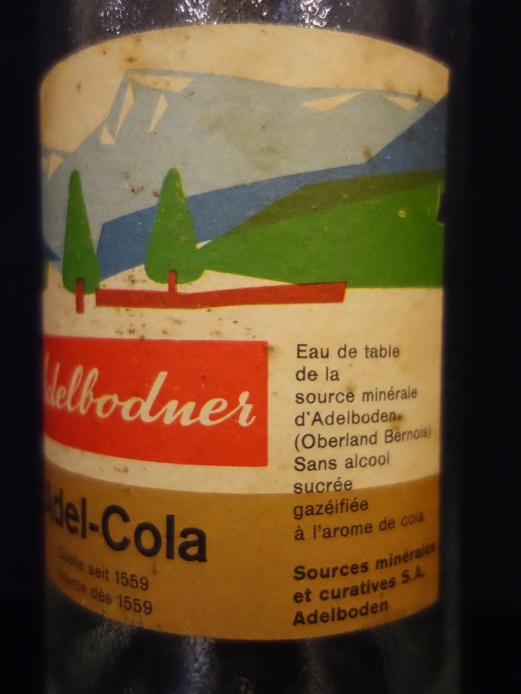 Bicchieri, Caraffe & Bottiglie: alte Flasche ADELBODNER ADEL - COLA 1965 – Usato da Kerzers venduto da Flaschenposten 6