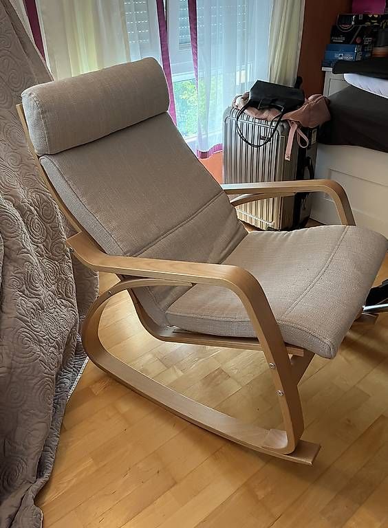 Ikea Fauteuils: (Réservé) Fauteuil à bascule – D'occasion à Genolier par ker_tcn9