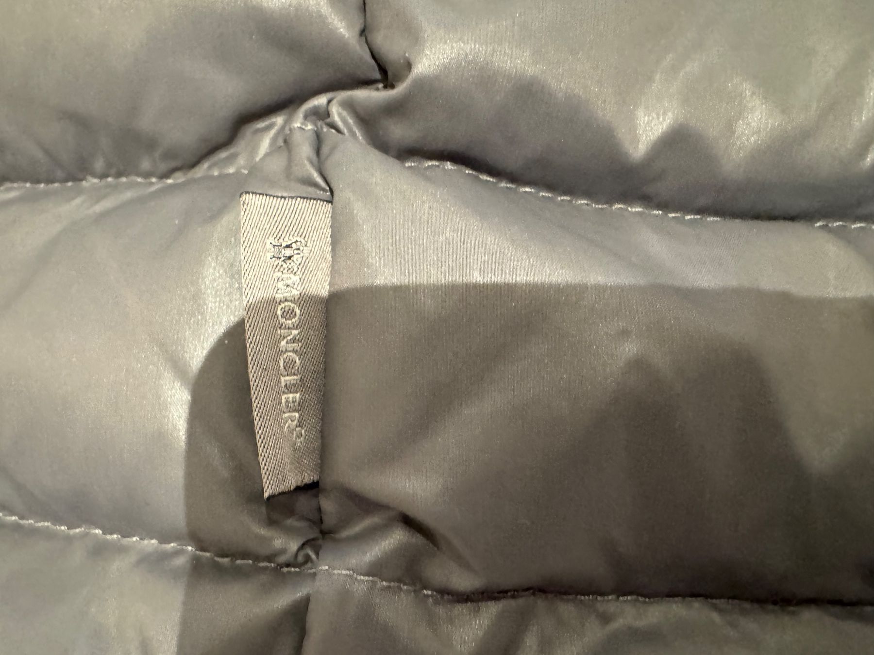 Cappotti: Moncler Gouet Giubotto Daunenmantel, 2 oder M – Usato da Klingnau venduto da Markus14 7