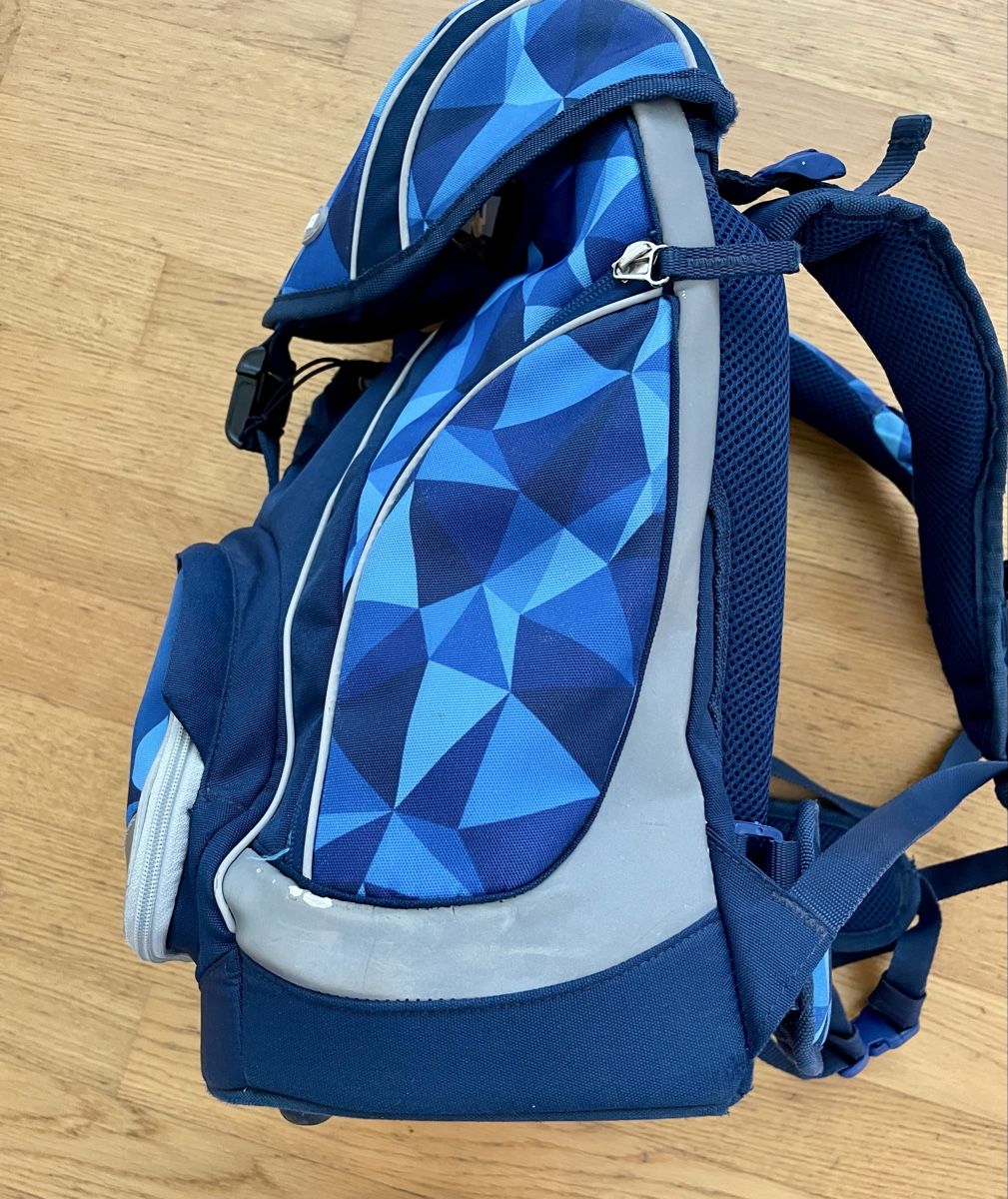 Funki Borse & Zaini: Funki Schulrucksack inkl. Zubehör – Usato da Kaiseraugst venduto da Jacques27 1