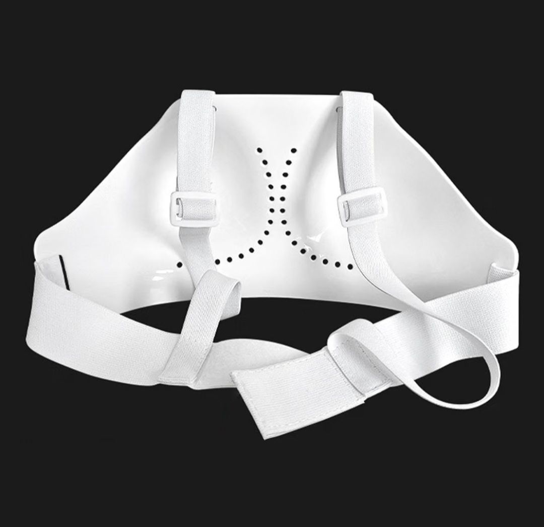 Schutz & Schoner: Brustschutz Damen XL – Neu und originalverpackt aus Hüttwilen von Derndl 1
