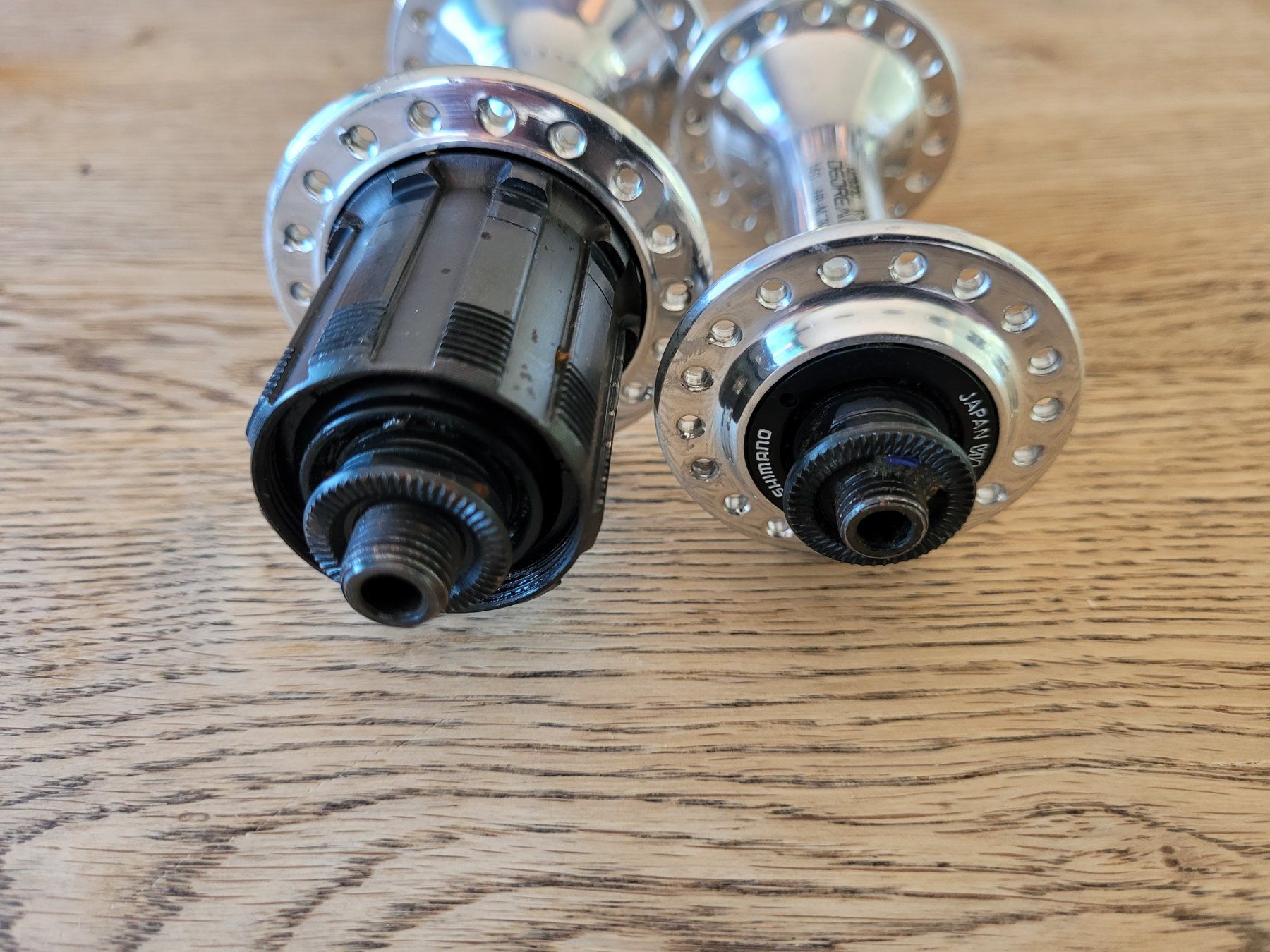 Shimano Ersatzteile: Shimano XT M730/732 Naben – Gebraucht aus Rechthalten von Strike10 4