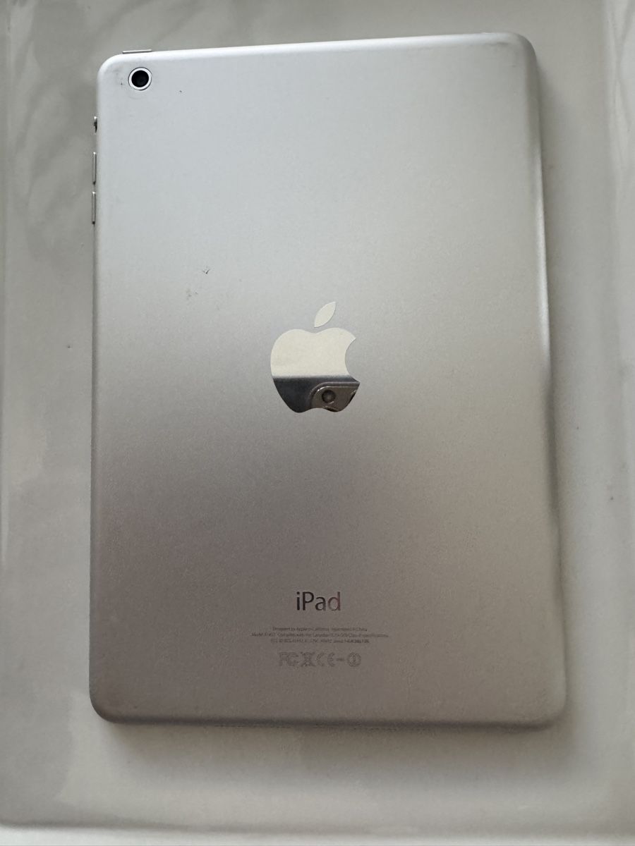 Apple Tablet PC: iPad mini, 16 GB, 2013 mod. A1432 – Usato da Gudo venduto da Camperio 1