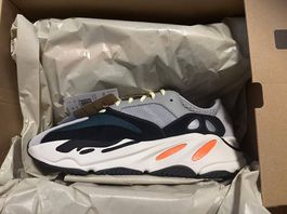Yeezy Boost 700