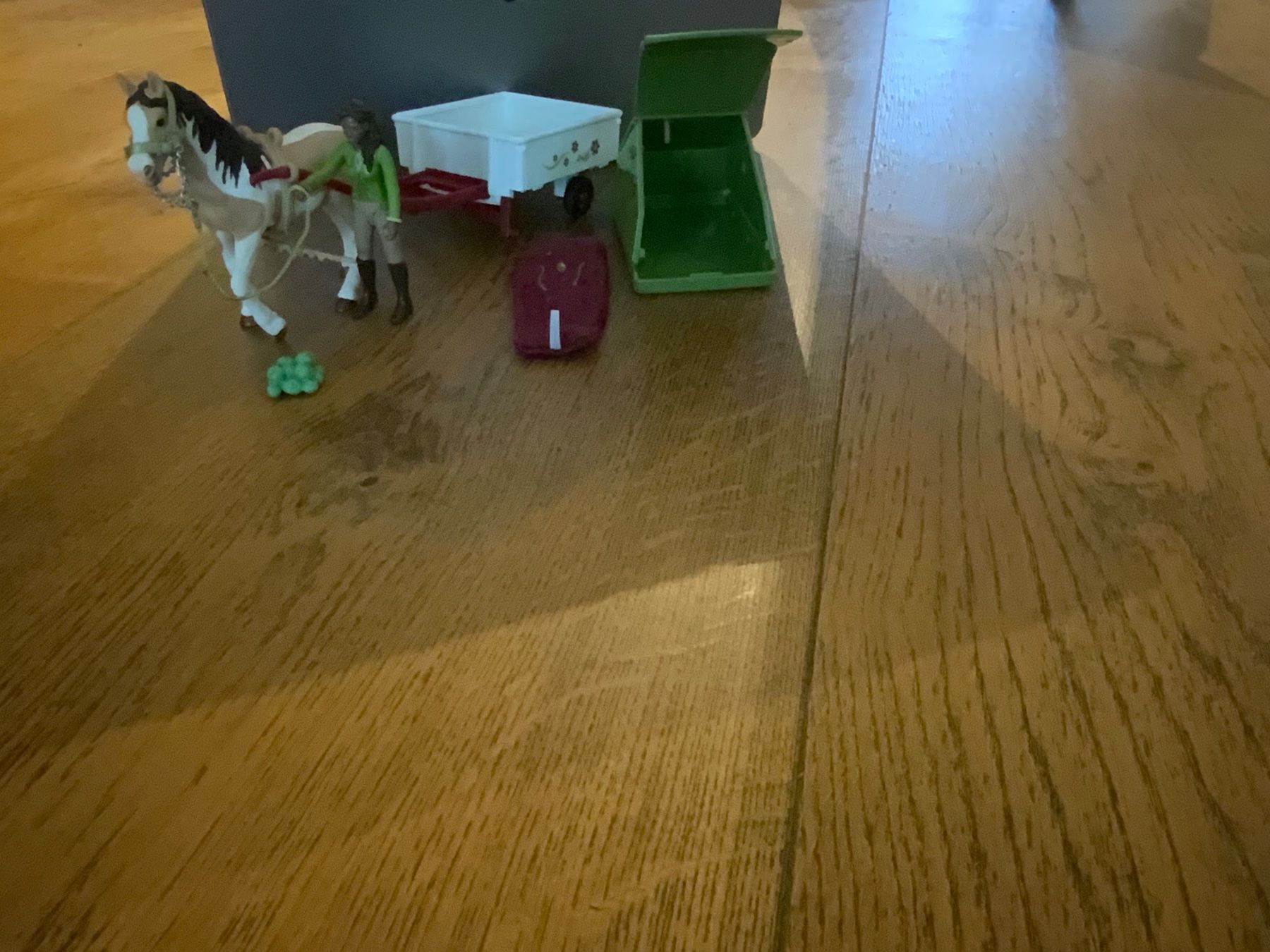 Schleich Giocattoli: Schleich Zelten mit Kutsche – Usato da Steffisburg venduto da Kunchr 1
