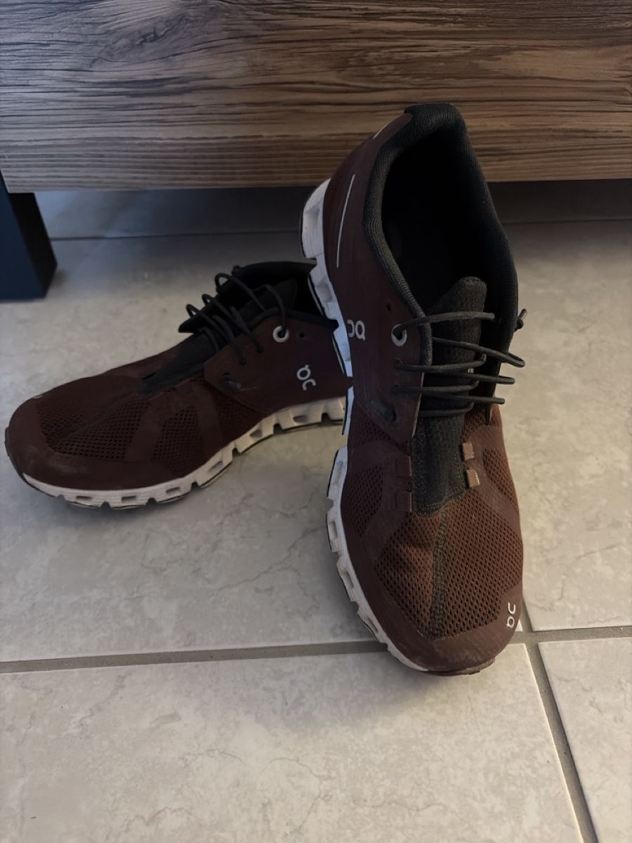 On Scarpe da donna: ON Cloud Laufschuhe Gr. 40 gebraucht – Usato da Thun venduto da Marathon18
