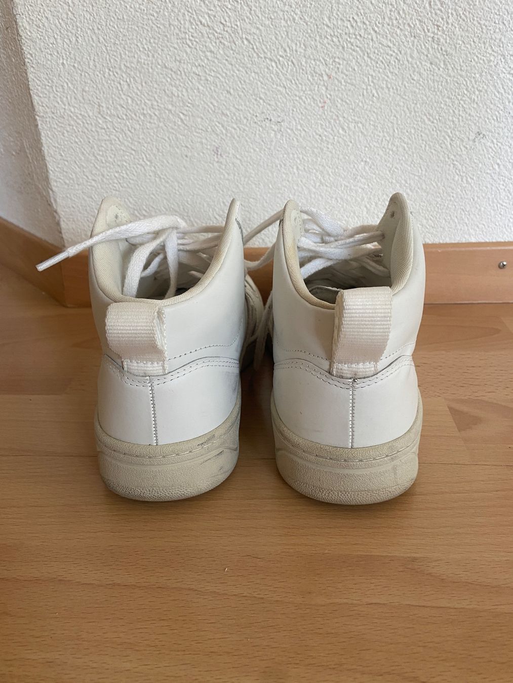 Damenschuhe: VEJA Sneaker V-15 Leather, 38 – Gebraucht aus Kloten von zizibru 2