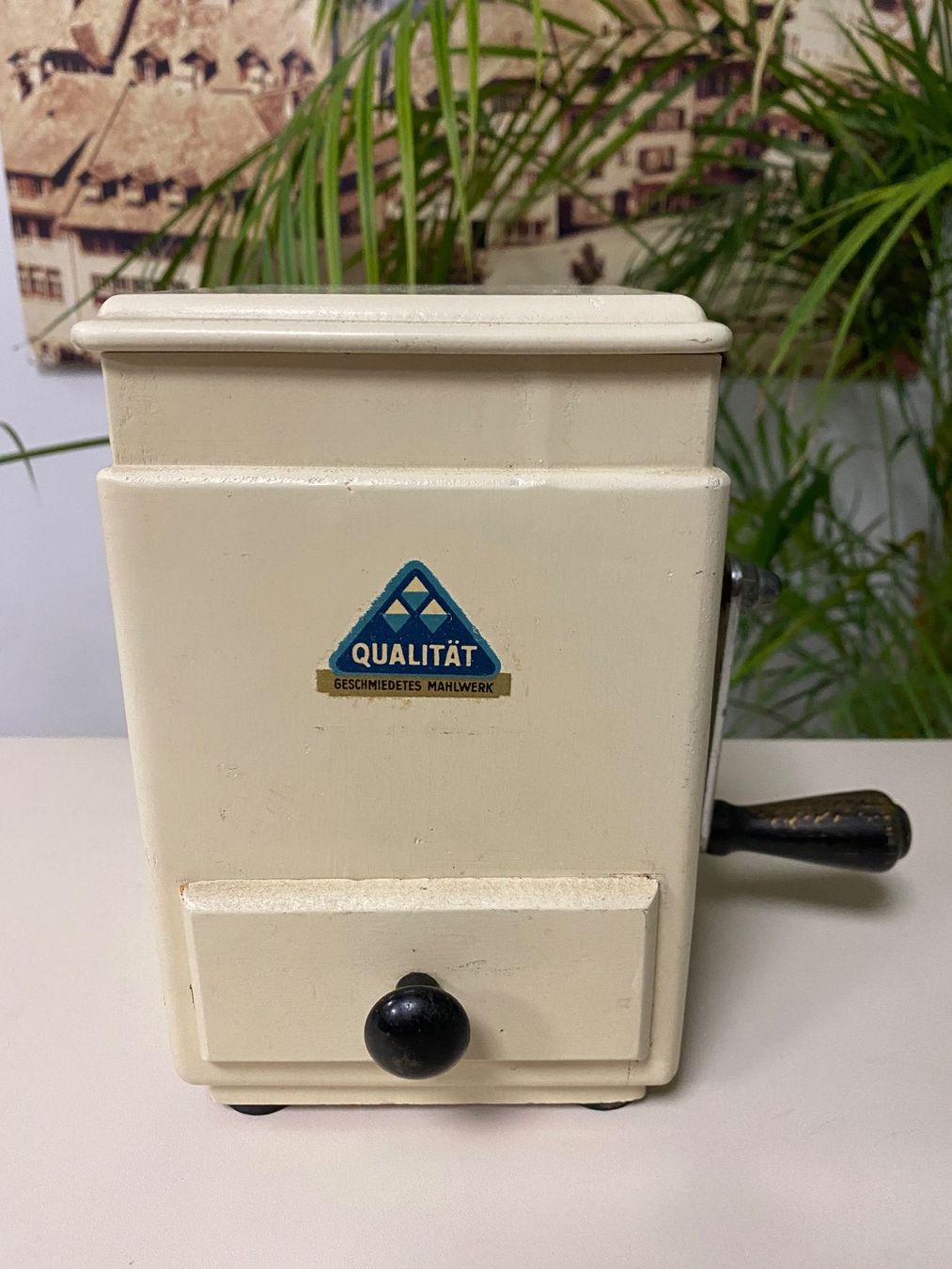 Elettrodomestici da cucina: Schöne Kaffeemühle - 60er Jahre – Usato da Brügg BE venduto da schwimmer01