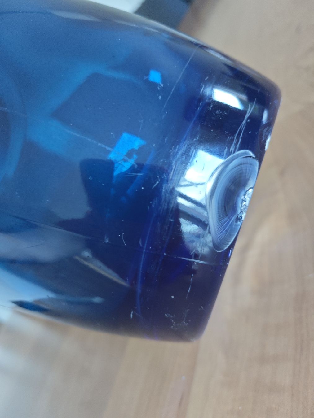 Hugo Boss Flacons: Grosse Muster Parfümflasche Hugo Boss – Gebraucht aus Siebnen von han_xck2 5