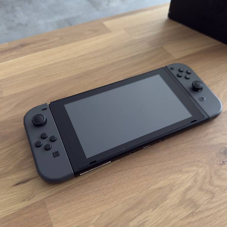 Nintendo Console: Nintendo Switch 1 Set – Usato da Widen venduto da flavio_marchi 1