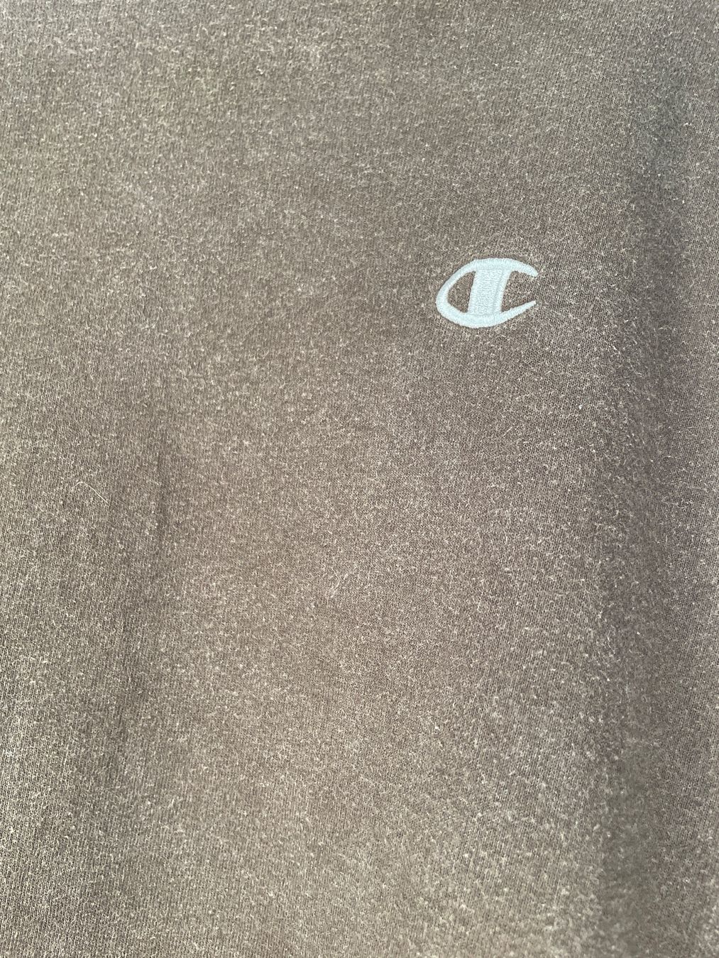 Champion Maglioni & Felpe: Champion Sweatshirt dunkel braun xl – Usato da Capolago venduto da LA.BOTTEGA 2