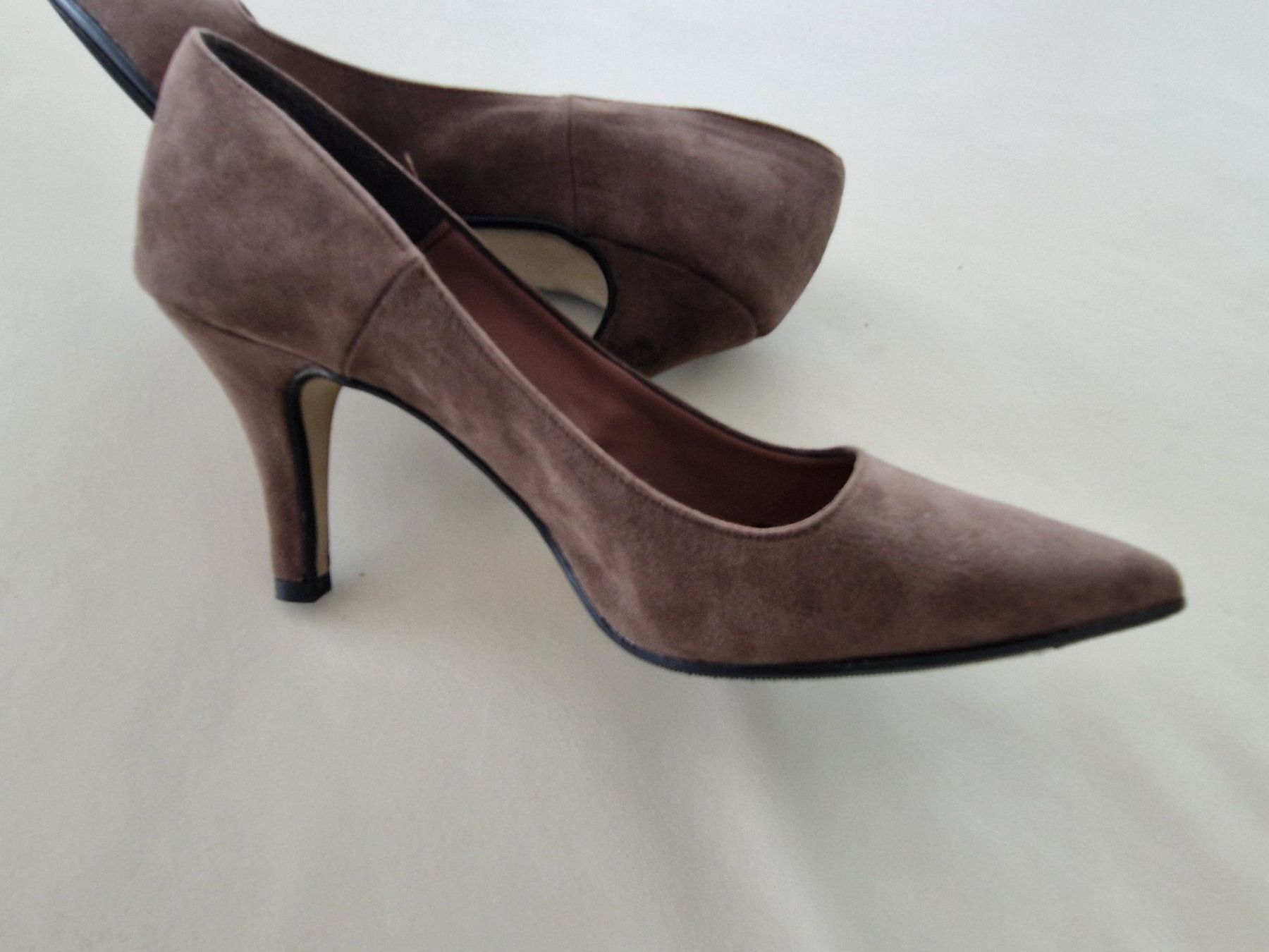 Scarpe da donna: Damenschuhe Pumps Grösse 35 – Nuovo (secondo la descrizione) da Horgen venduto da ren_65gp