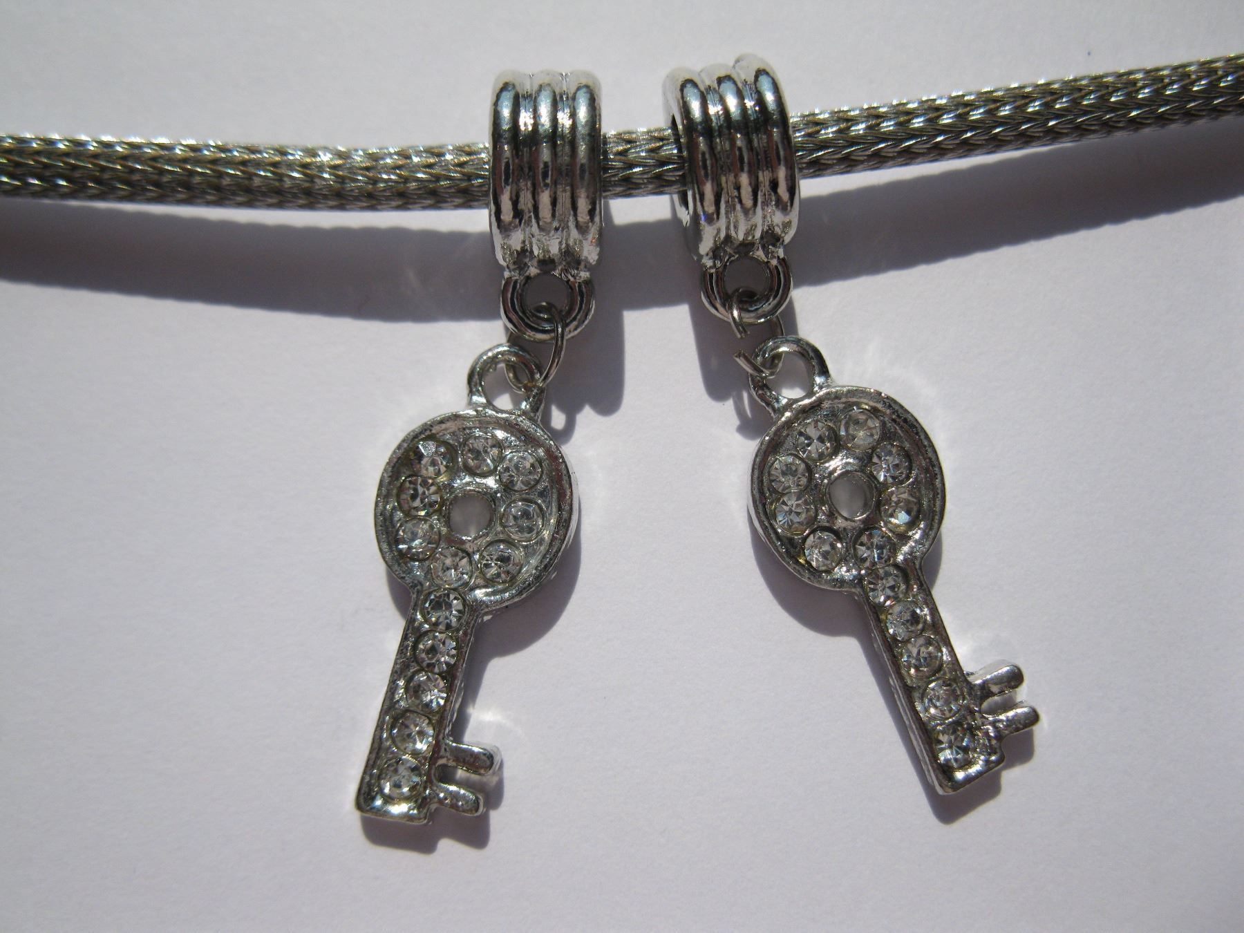 Ciondoli: Anhänger Schlüssel mit Strass – Nuovo e nell'imballaggio originale da St. Margarethen TG venduto da LuanaKa