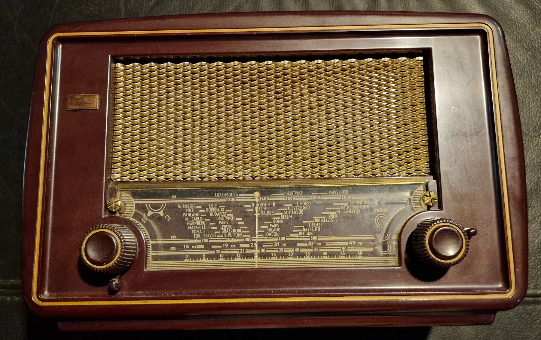 Radio: Vintage Art Deco Radio – Usato da Froideville venduto da Sliop 2