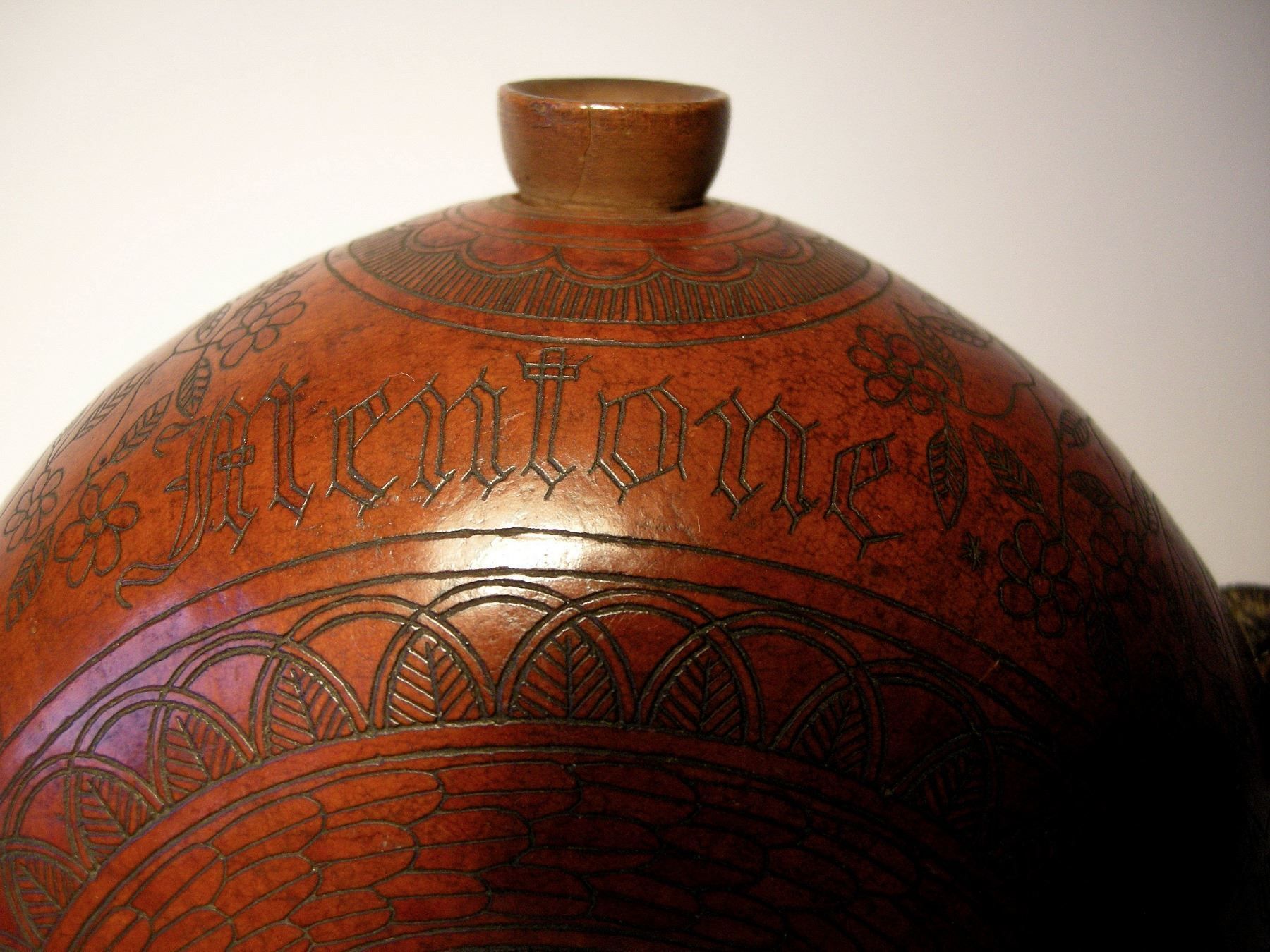 Flaschen: FELDFLASCHE AUS EINER KÜRBIS, KALEBASSE. FRANKREICH, E.18.JH – Gebraucht aus Grandcour von Flowerstyle 2