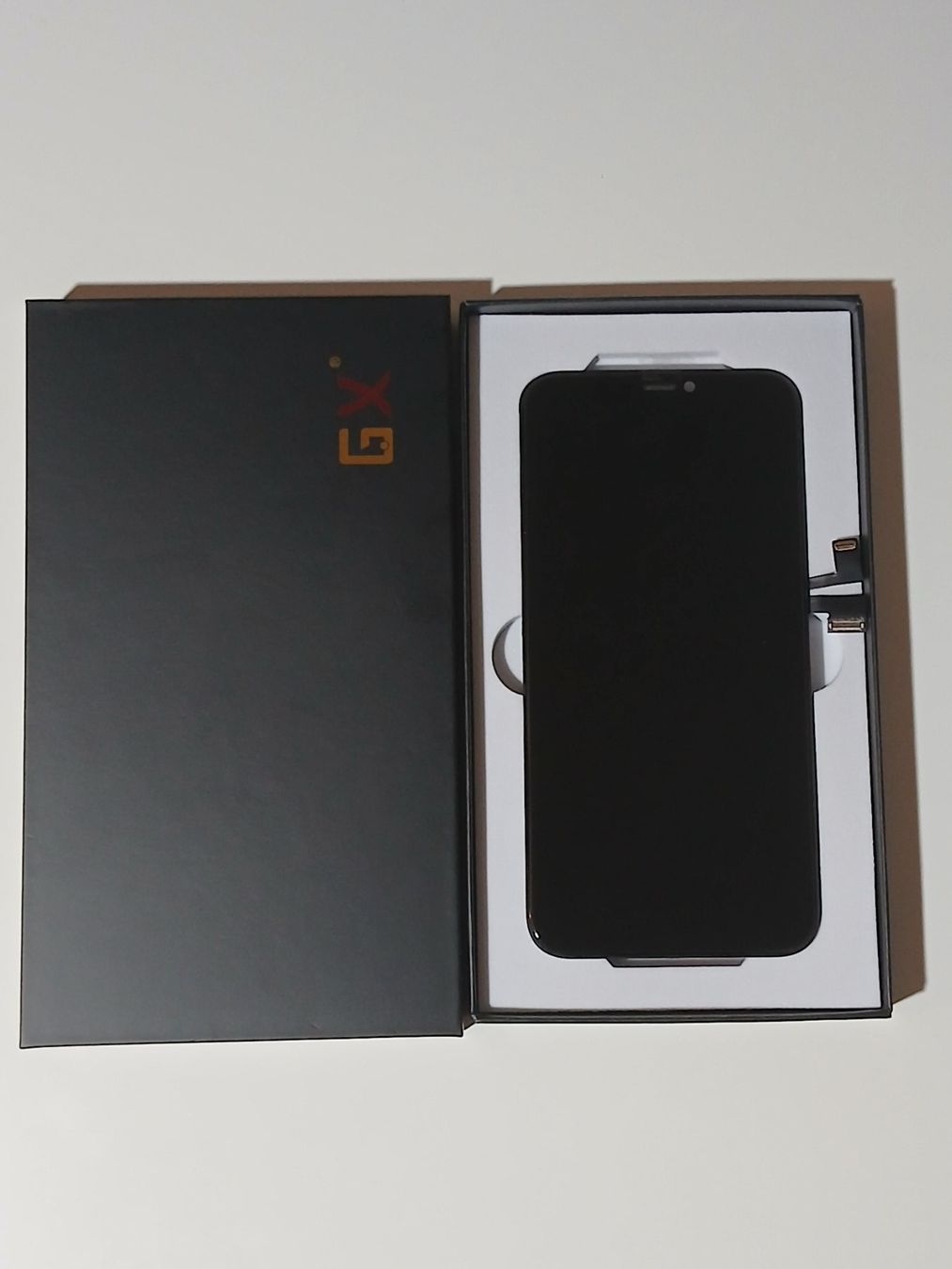 Monitor: Display Iphone 11 pro Oled GX – Nuovo e nell'imballaggio originale da Leukerbad venduto da wor_sf98