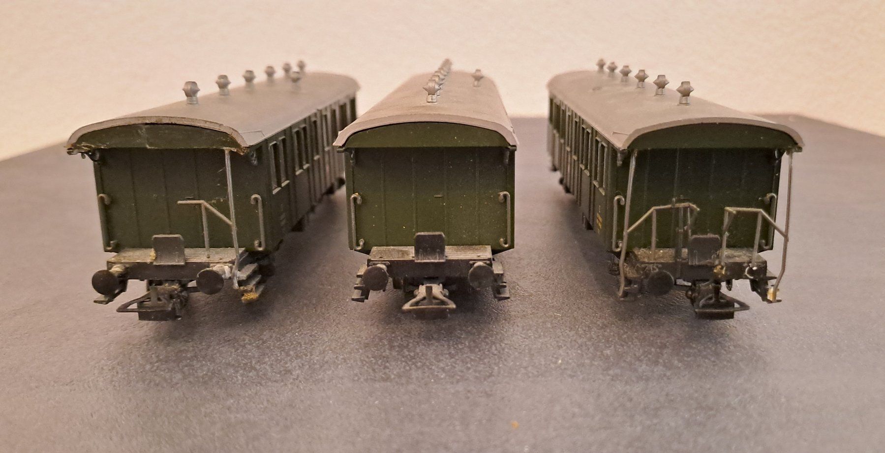 Liliput Modelleisenbahnen: Liliput SBB Oldtimerwagen – Defekt aus Brittnau von Scervo 1
