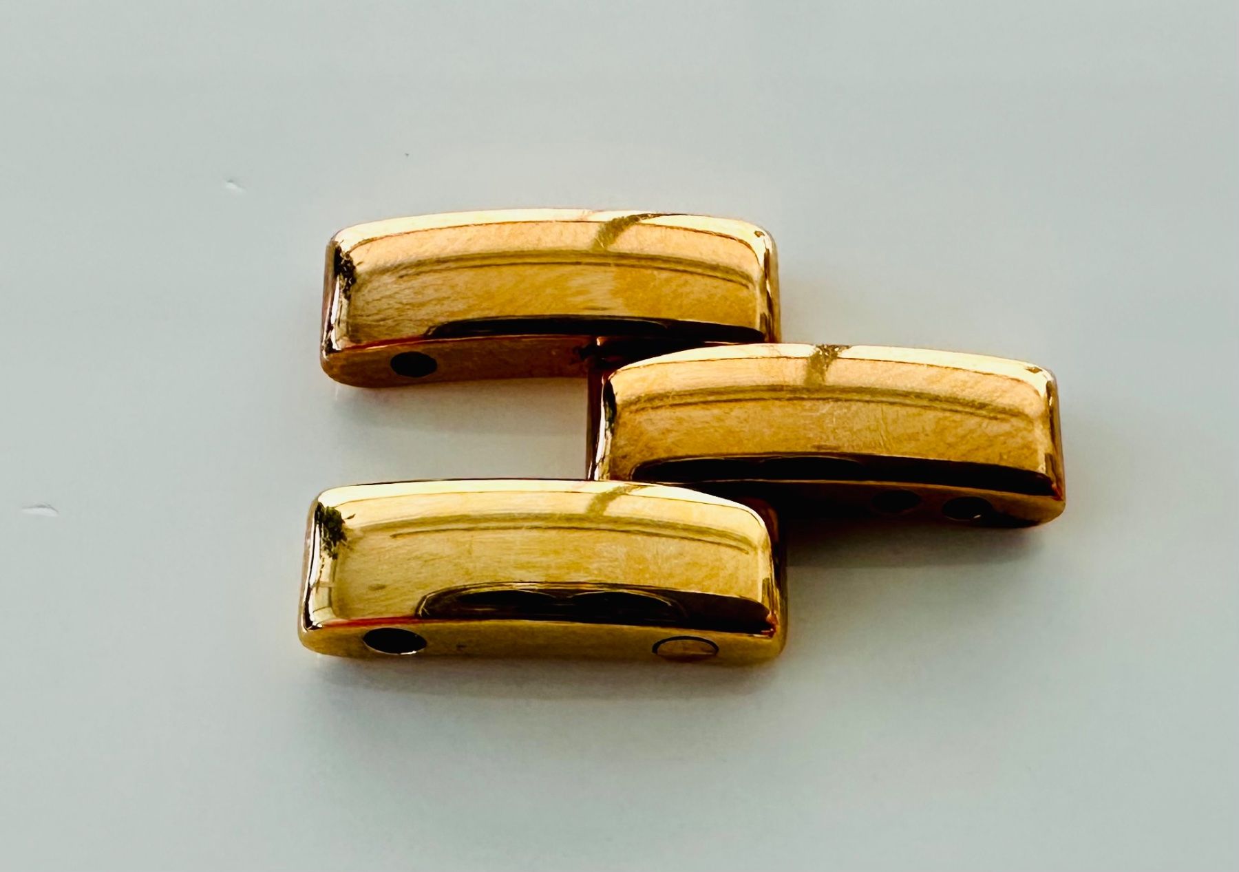 Baume & Mercier Orologi: BAUME & MERCIER LINEA  - MAILLON DORÉ 14 mm – Nuovo (secondo la descrizione) da Conthey venduto da advisia
