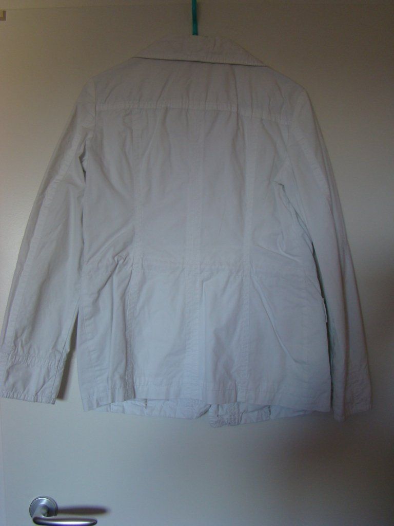 Esprit Giacche: Esprit, veste blanche – Nuovo (secondo la descrizione) da Lussery-Villars venduto da pousinete02 6