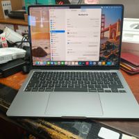 Apple MacBook Air M2 13 pollici 16GB RAM usato ottime