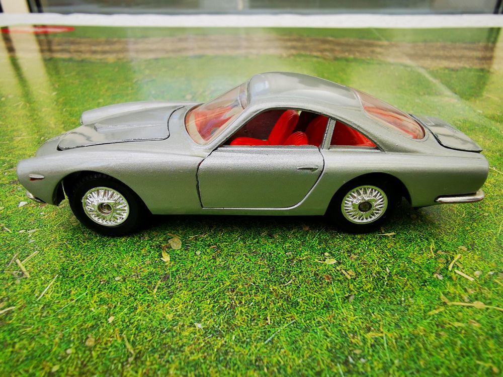 Politoys - 1:43 - Ferrari 250 GT Berlinetta Scaglietti 1962 - M série