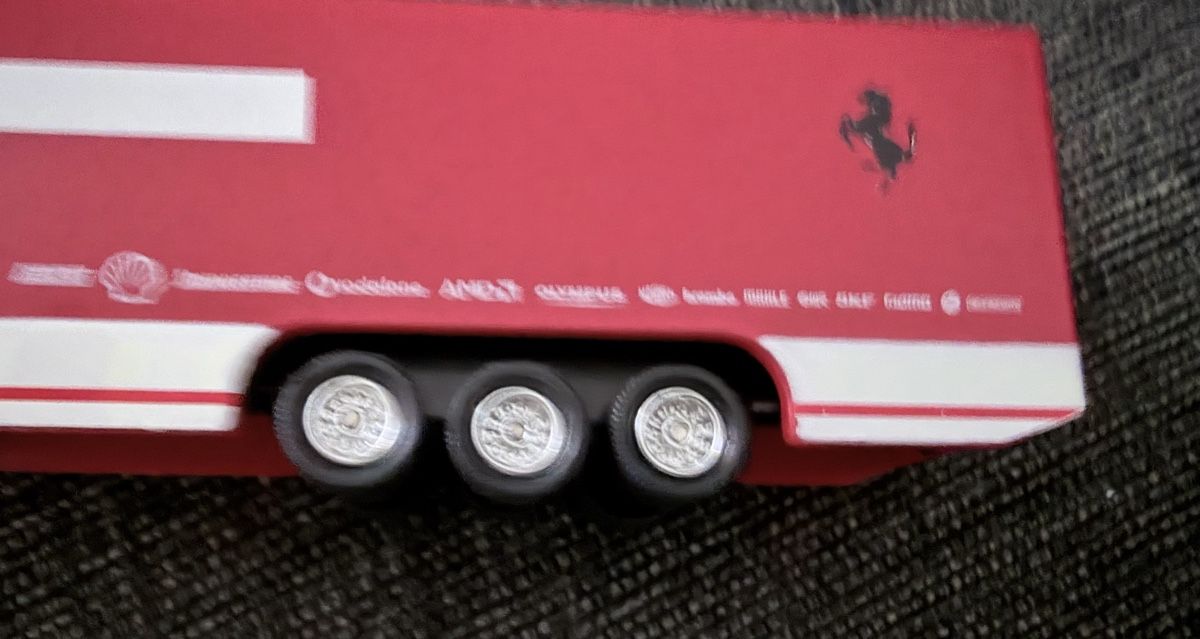 Kit di modellismo & Modellini statici: Camion SCUDERIA FERRARI rouge – Nuovo (secondo la descrizione) da Courgevaux venduto da auxtrouvailles 6