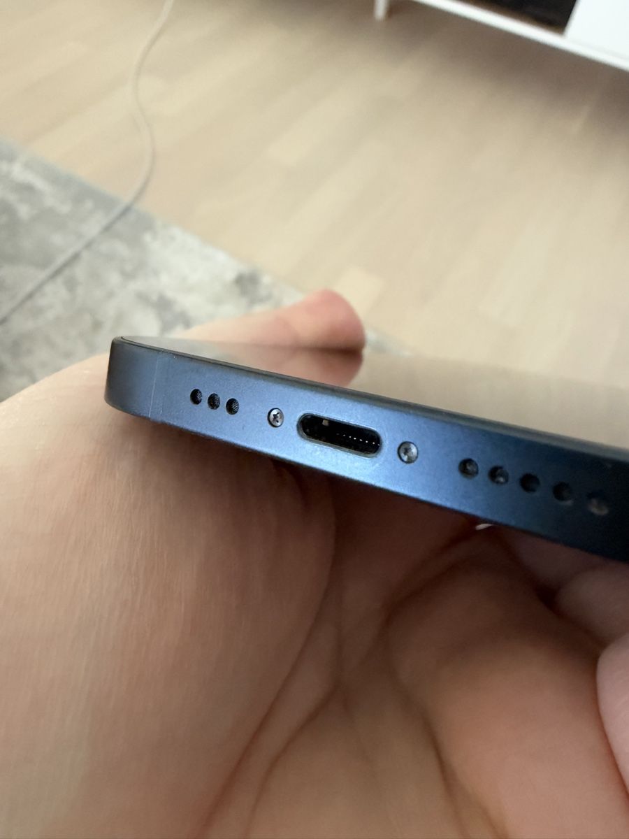Apple Portables: iPhone 13 Midnight, 128 GB – D'occasion à Burgdorf par Lukahjin 4