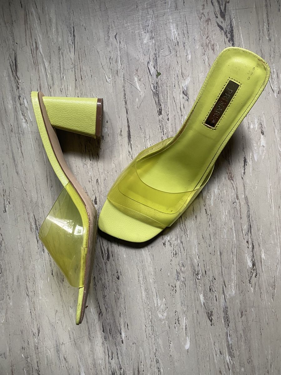 Scarpe da uomo: Sandalen // Grösse 39 // Neongrün  – Usato da Zürich venduto da aurelia_nater 3