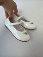 Kinderschuhe Ballerinas weiss Lack Grösse 22