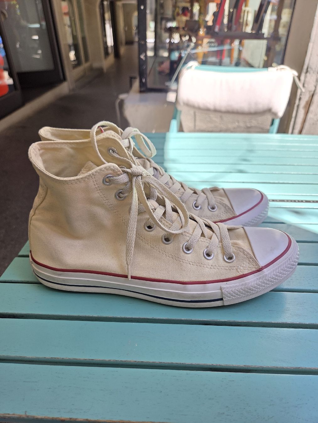 Converse Scarpe da uomo: Converse Chuck Taylor All Star High Gr. 42 Beige – Usato da Bern venduto da -Aniko-