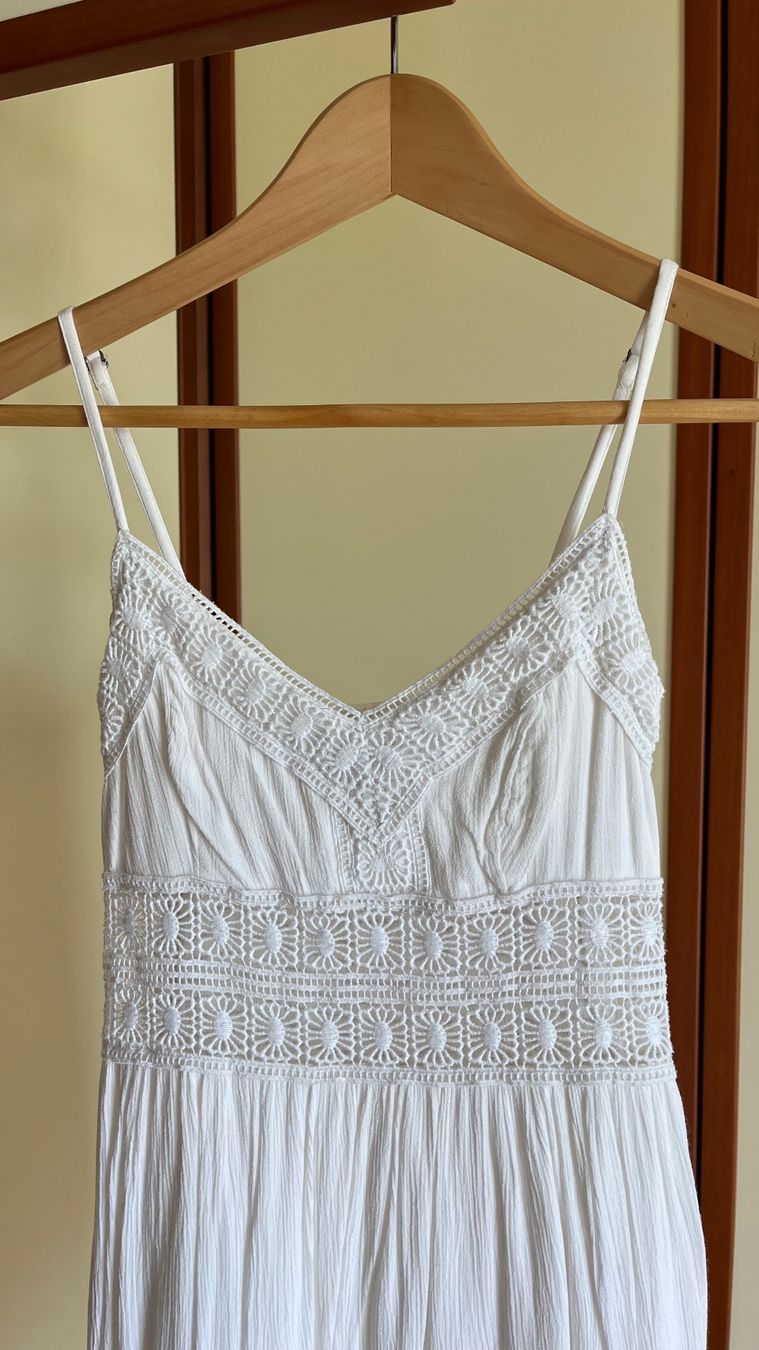 Abercrombie Robes: Abercrombie Sommerkleid mit Spitzendetails – D'occasion à Küsnacht ZH par Floor1an 2