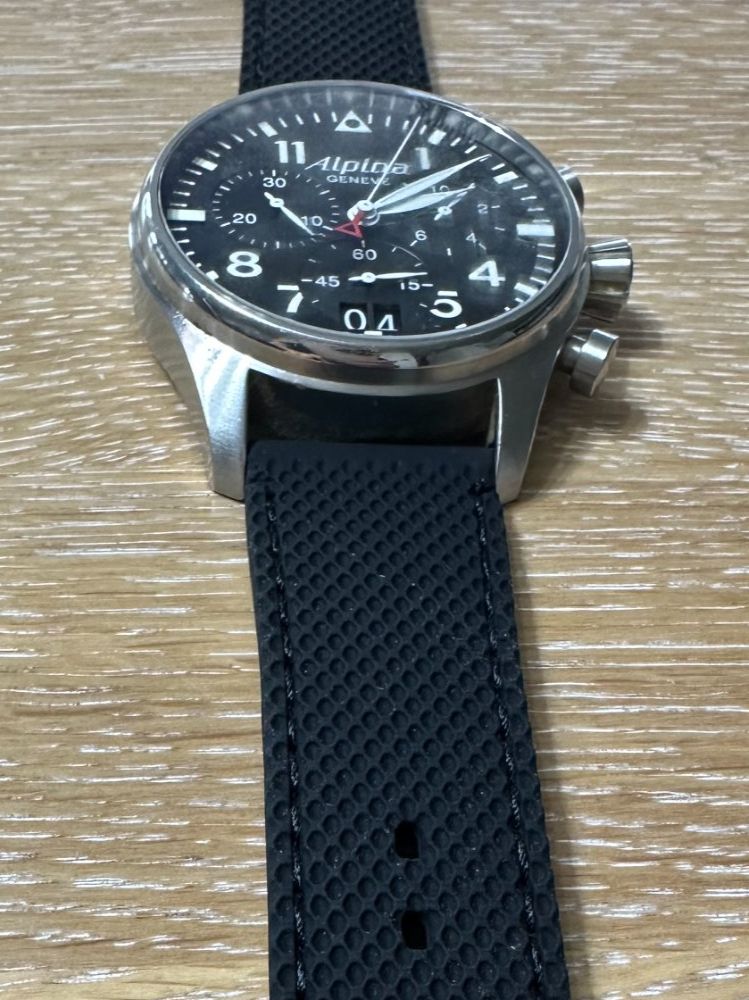 Alpina Orologi: Alpina Startimer Pilot Chrono Big Date 44mm – Usato da Heerbrugg venduto da gue_c9vc 3
