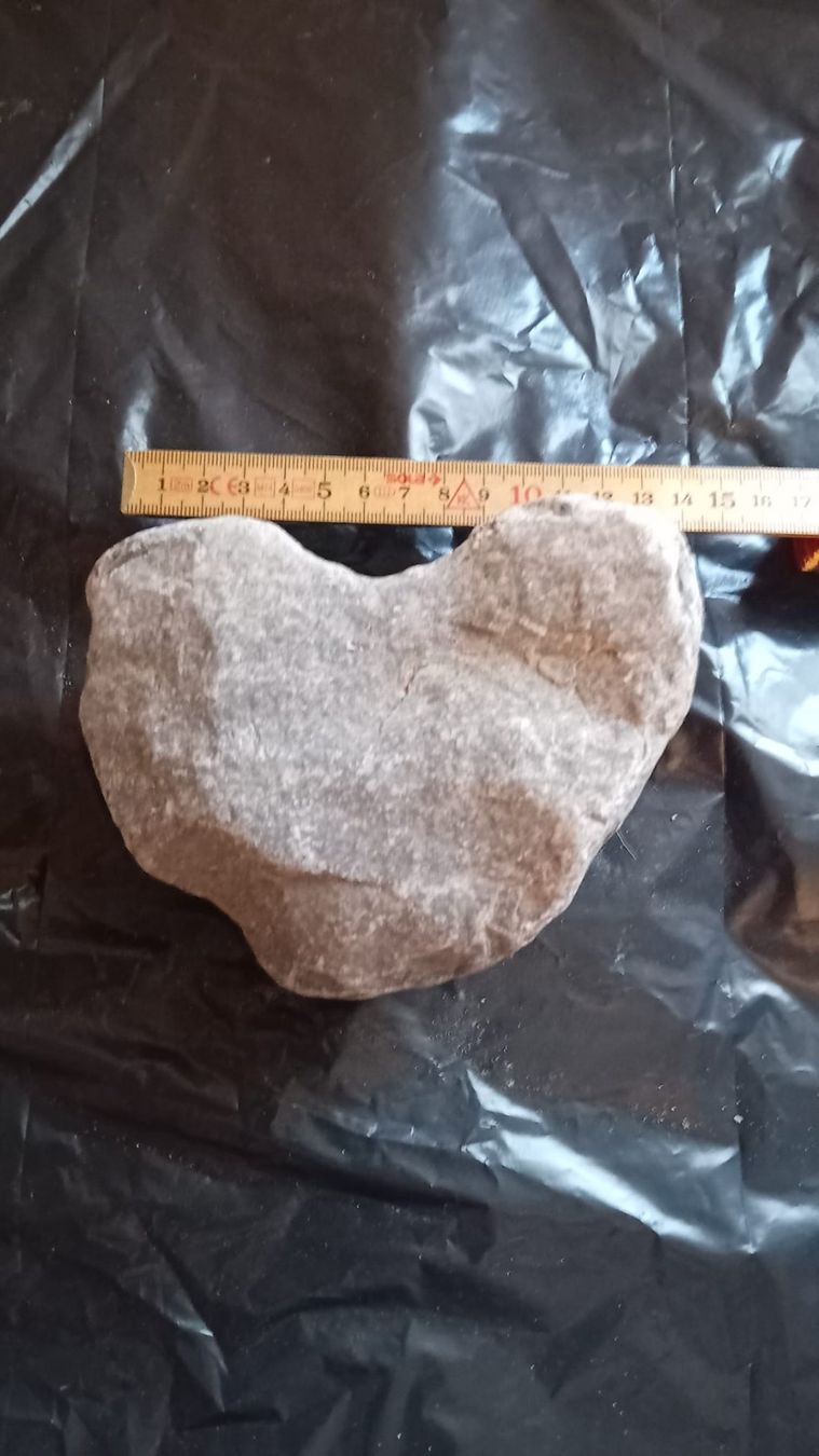 Steine & Dachziegeln: Steinherz Höhe 13cm Breite 15cm – Gebraucht aus Hasle LU von Flamme6 1