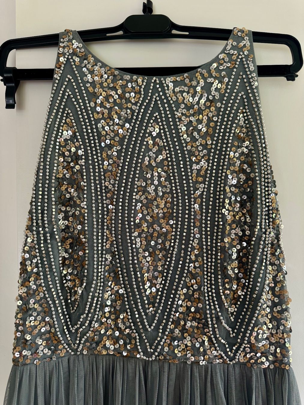 Kleider: Abendkleid mit Pailletten grau lang – Neu (gemäss Beschreibung) aus Herrliberg von kat_q7sj 2
