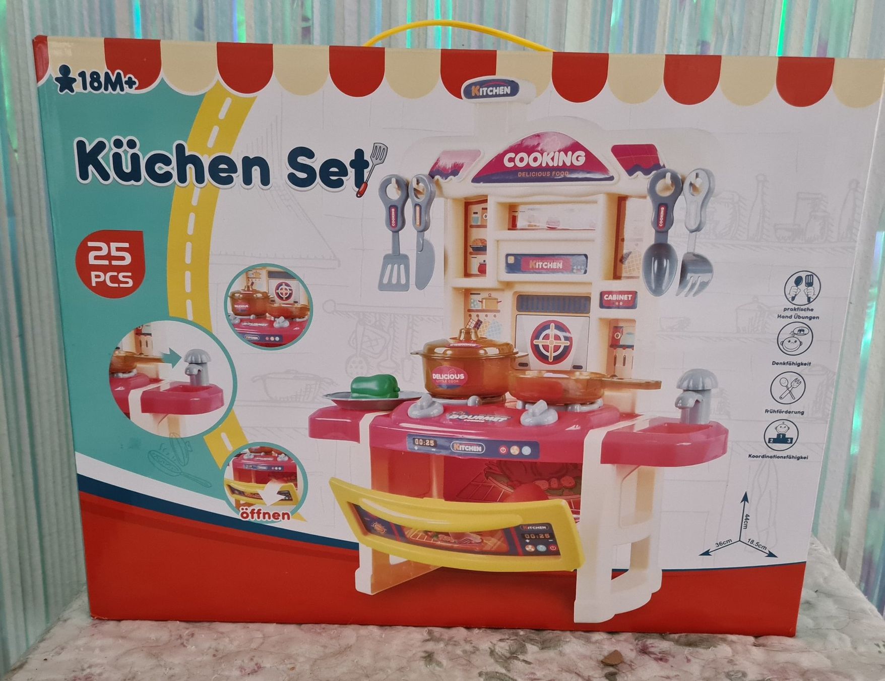 Spielzeuge: Küchen-Set 25 Teile, ab 18 Monaten – Neu und originalverpackt aus Winterthur von bibummi
