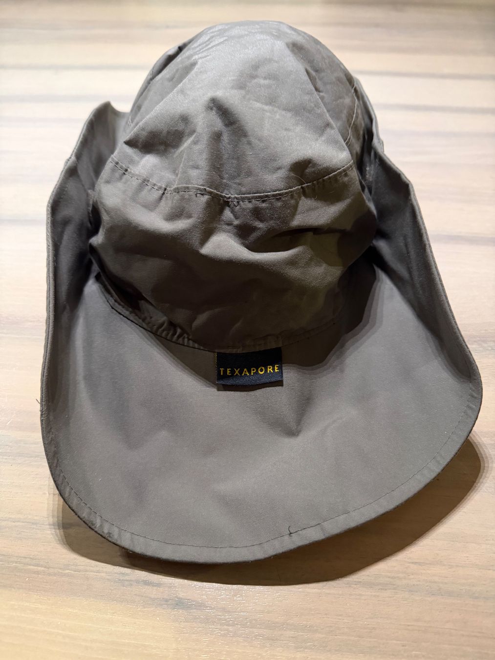 Jack Wolfskin Copricapi, berretti & cappellini: Jack Wolfskin Hut mit breiter Krempe – Usato da Endingen venduto da chocosweet 3