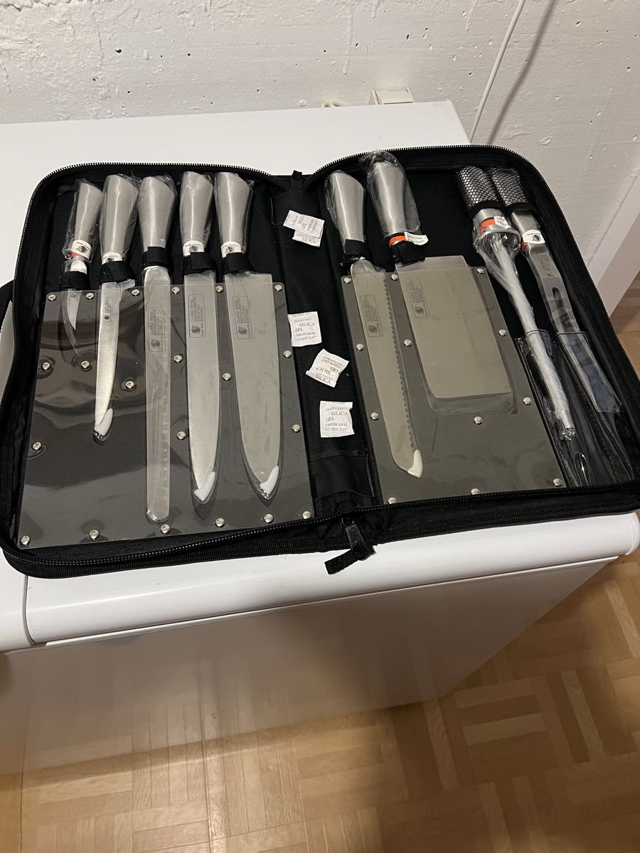 Coltelli: Messerset 9 tailing ganz neu – Nuovo e nell'imballaggio originale da Tobel venduto da honda955