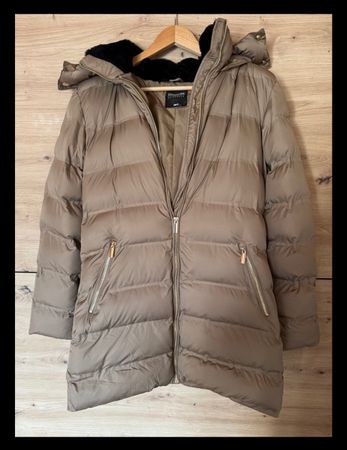Chicoree Winterjacke Daunenjacke Grösse S Kapuze Fell