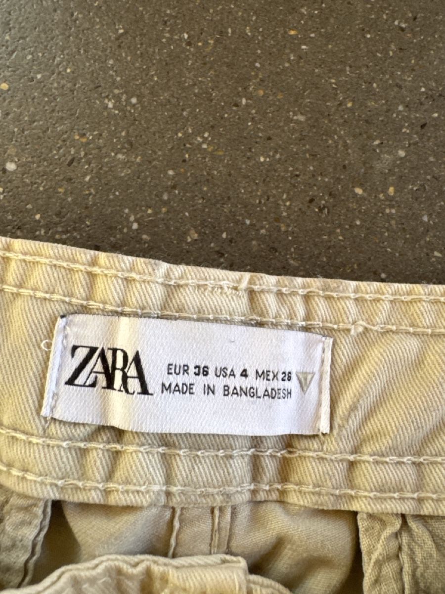 Zara Jeans: Baige Jeans – Usato da Lurtigen venduto da sal_79fm 2