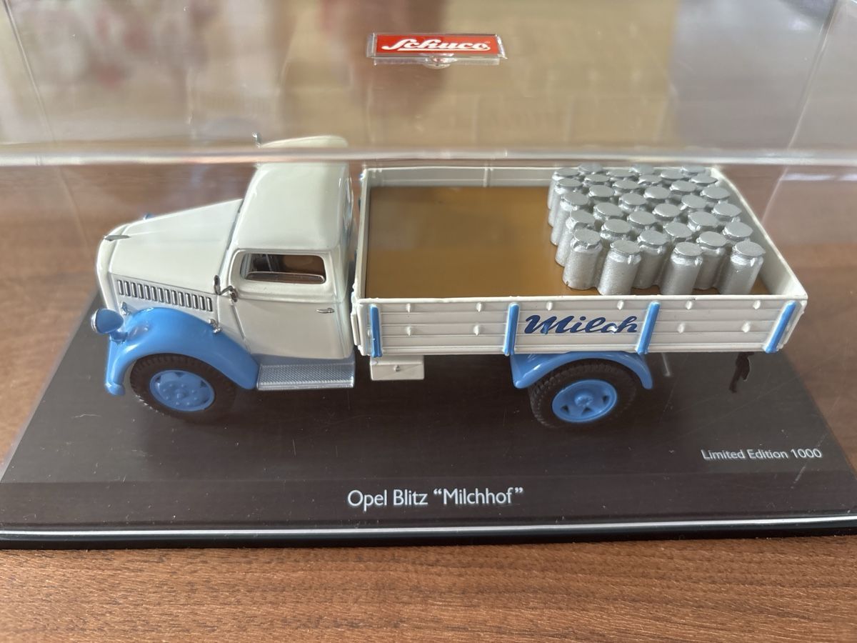 Schuco Modellini d'auto: Schuco Model- Opel Blitz Milchhof Massstab 1:43 – Nuovo (secondo la descrizione) da Schwyz venduto da Trofana 1