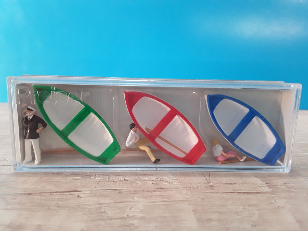Preiser H0 Figuren-Set Familie Im Tretboot – 1:87, Handbemalt, Perfekt Für Modelleisenbahn & Dioramen