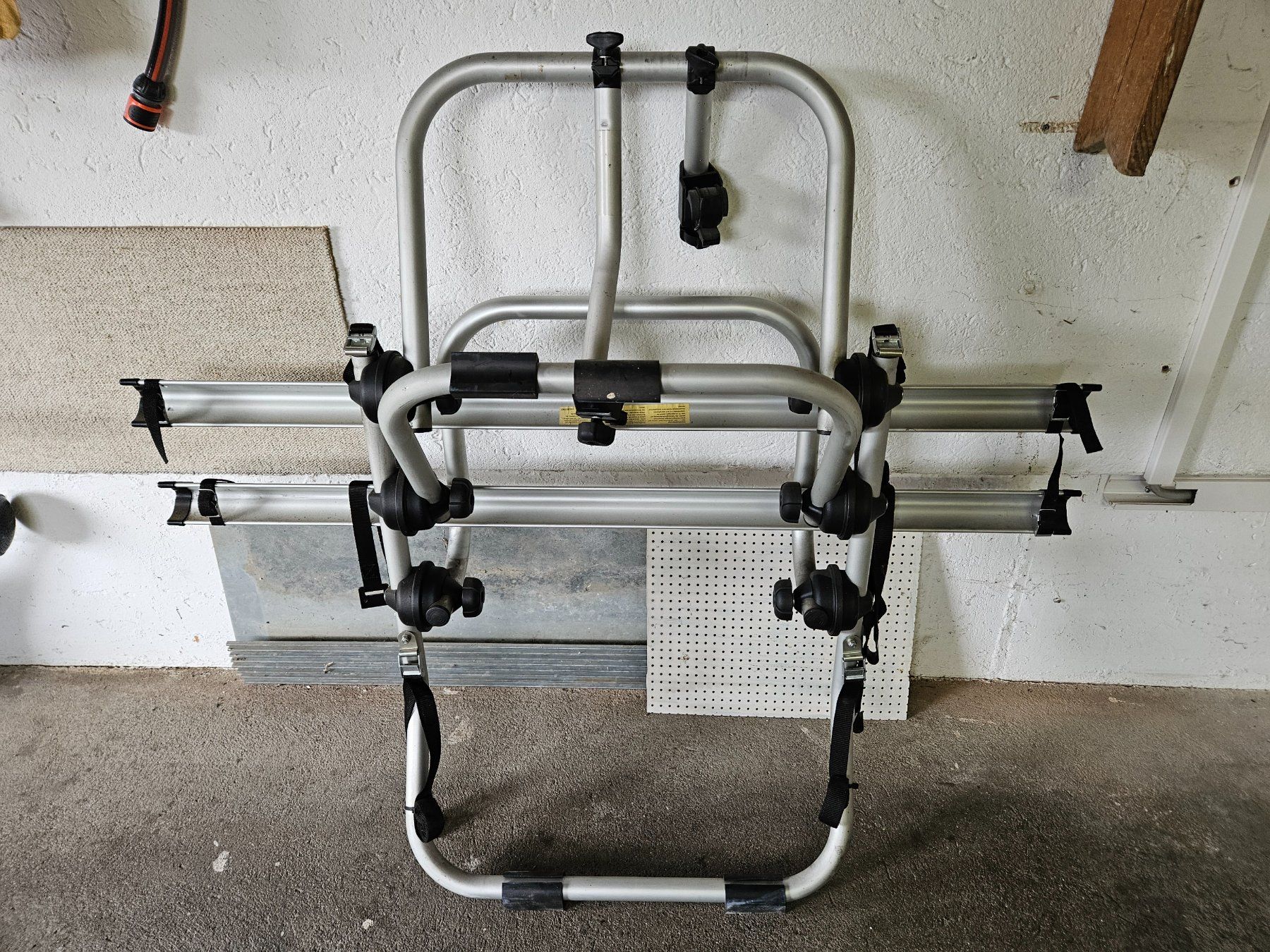 Fahrradhalterungen: Heck-Fahrradträger – Gebraucht aus Aarburg von wuethrichu02