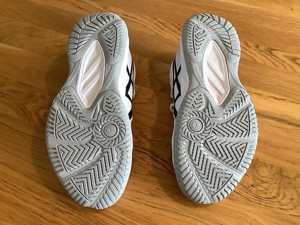 Scarpe da uomo: ASICS Hallenturnschuhe Grösse 39 – Usato da Affoltern am Albis venduto da ShugAaA 1