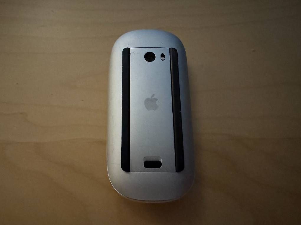 Apple Maus: Apple Magic Mouse A1296 1. Gen Bluetooth (wie neu) – Gebraucht aus Zürich von StefanR22 1